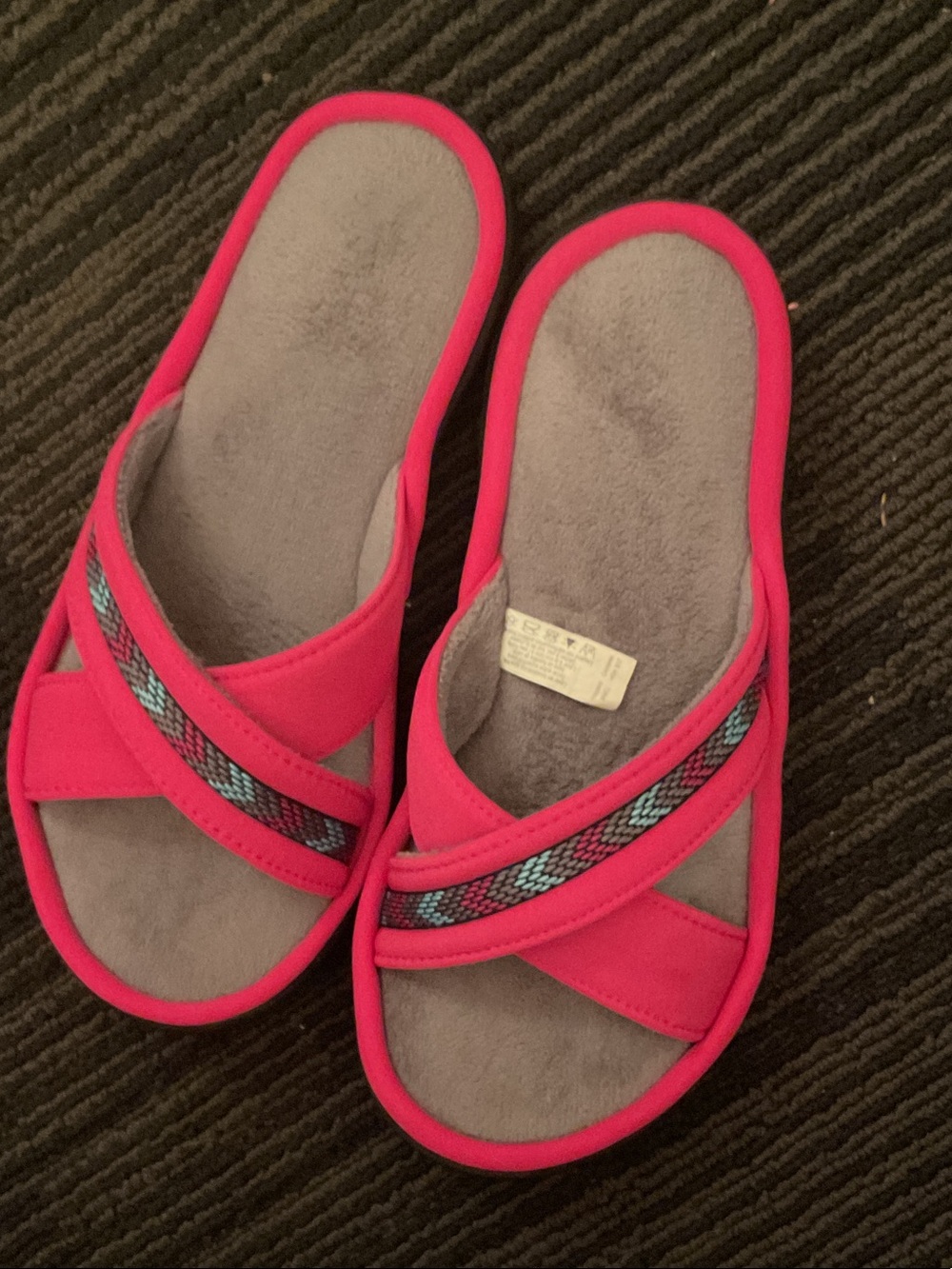 Women’s Pink Slide Sandals with Cross-Strap Detail